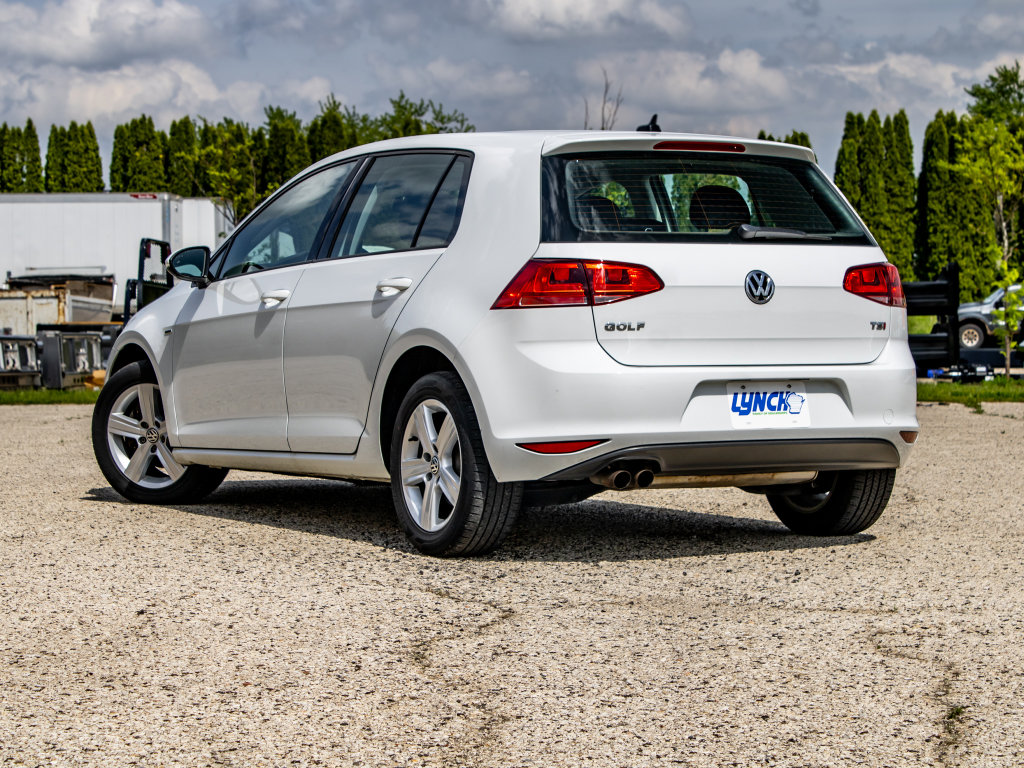 Used 2017 Volkswagen Golf Wolfsburg Edition FWD image 8