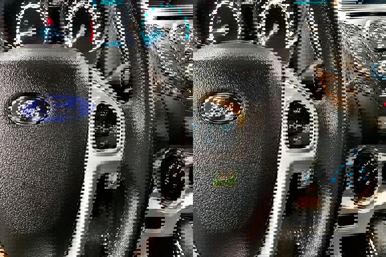 Used 2015 Ford Fiesta SE image 23