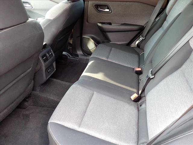 Used 2021 Nissan Rogue SV AWD/4WD image 7