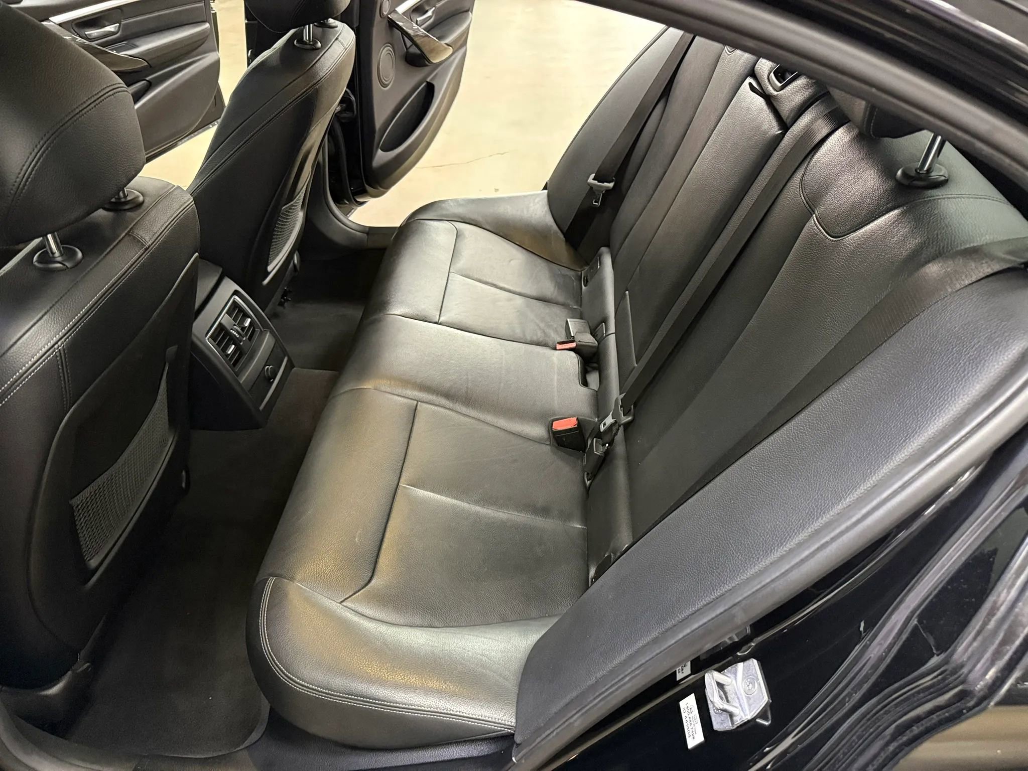 Used 2018 BMW 328d Sedan image 18