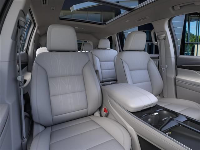 New 2027 Buick Enclave Avenir w/ LPO, Floor Liner Package AWD/4WD image 16