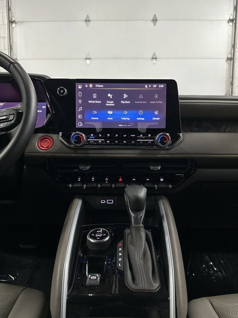 Used 2024 Chevrolet Colorado ZR2 w/ ZR2 Convenience Package III image 24