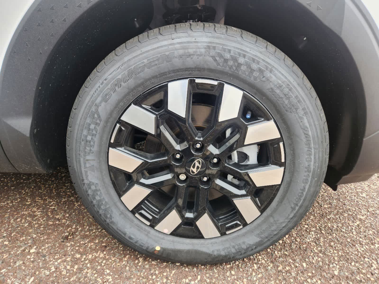 New 2025 Hyundai Santa Cruz SEL image 6