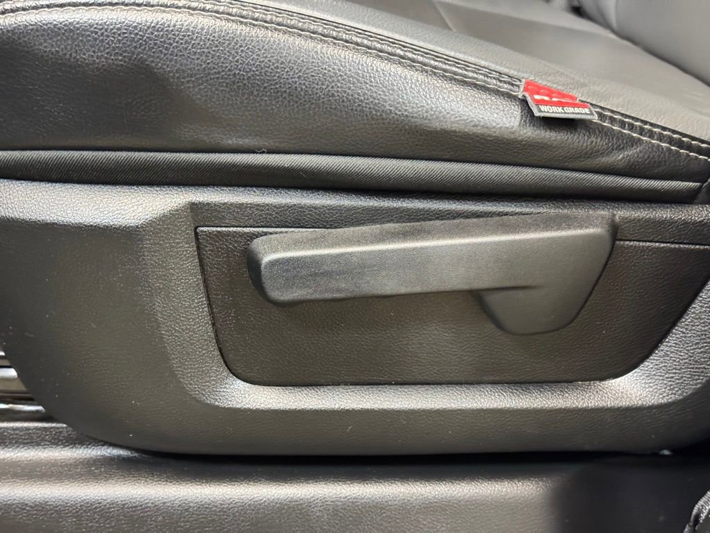 Used 2025 RAM 3500 Tradesman w/ Chrome Appearance Group image 11