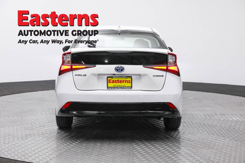 Used 2022 Toyota Prius LE image 6
