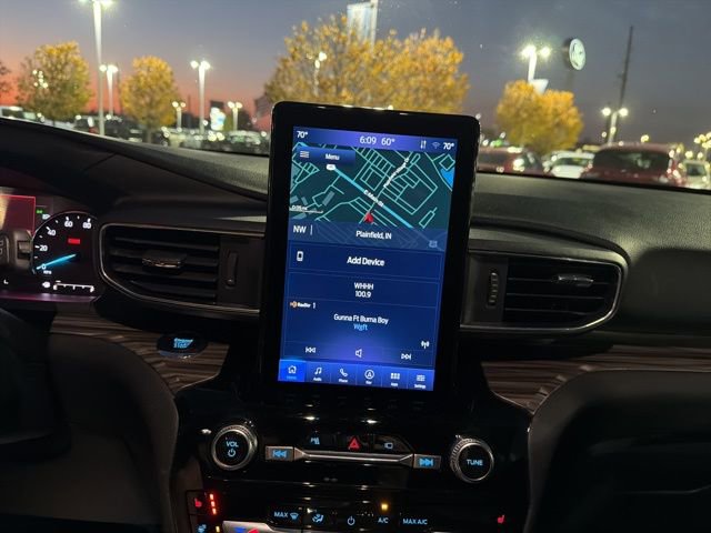 Certified 2022 Ford Explorer Limited w/ Limited Technology Package image 32