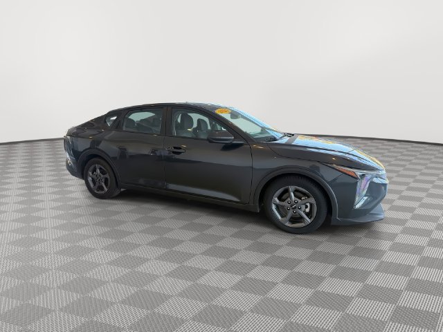 Used 2025 Kia K4 FWD image 14
