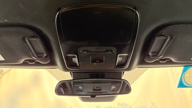 Used 2025 Toyota Camry SE FWD image 40