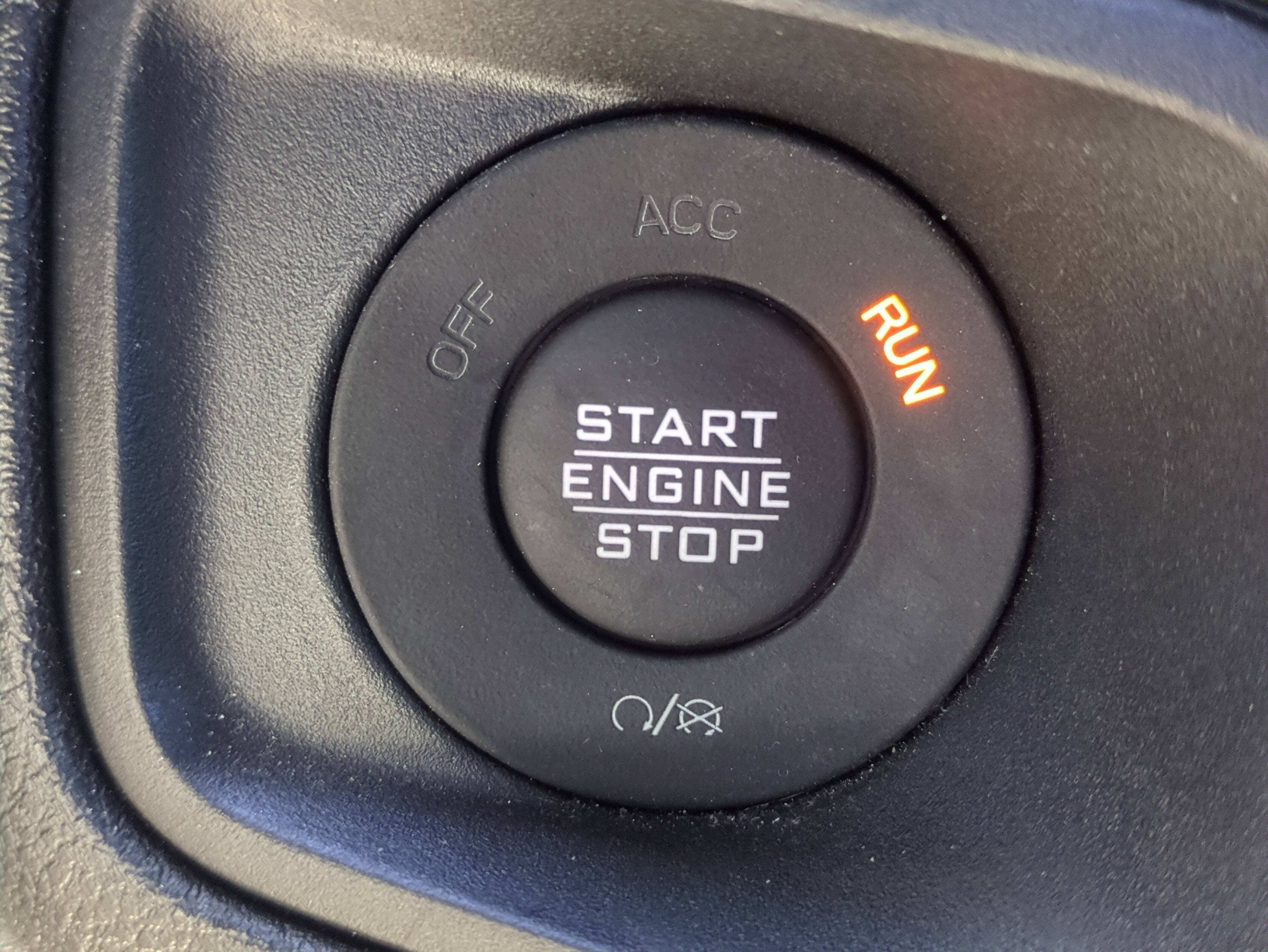 Certified 2024 Jeep Wrangler Sport S image 30