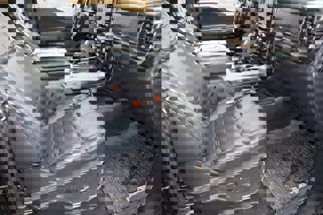 Used 2023 Ford F150 Platinum w/ Equipment Group 701A High AWD/4WD image 16