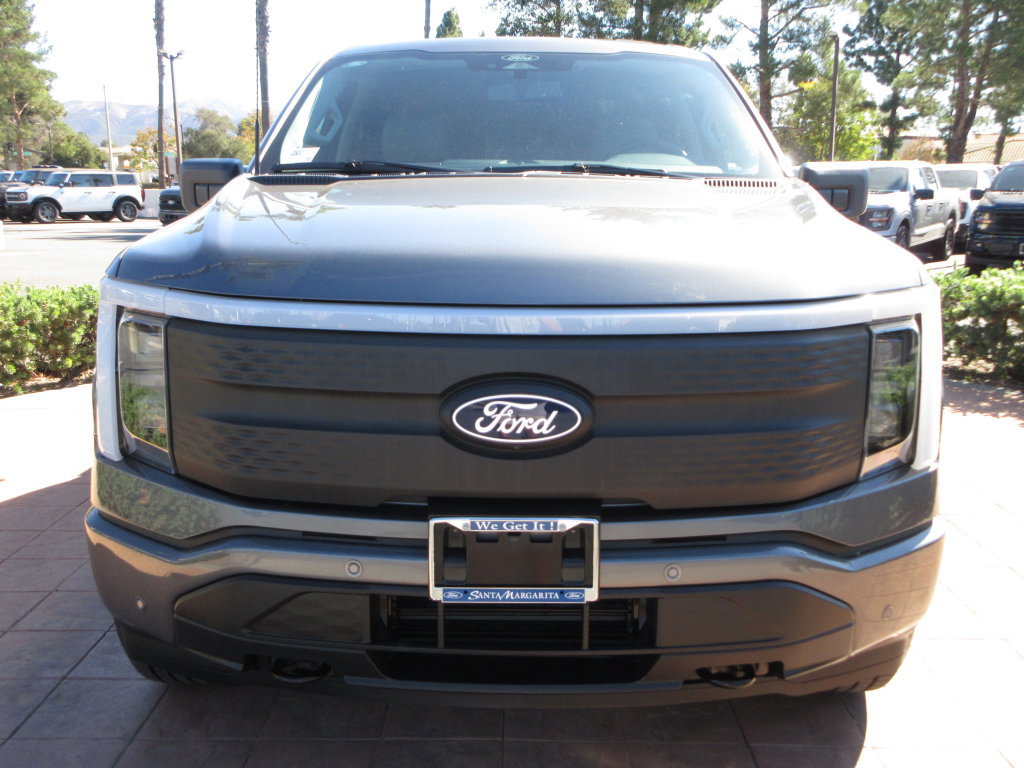 Certified 2025 Ford F150 Lightning Flash AWD/4WD image 8