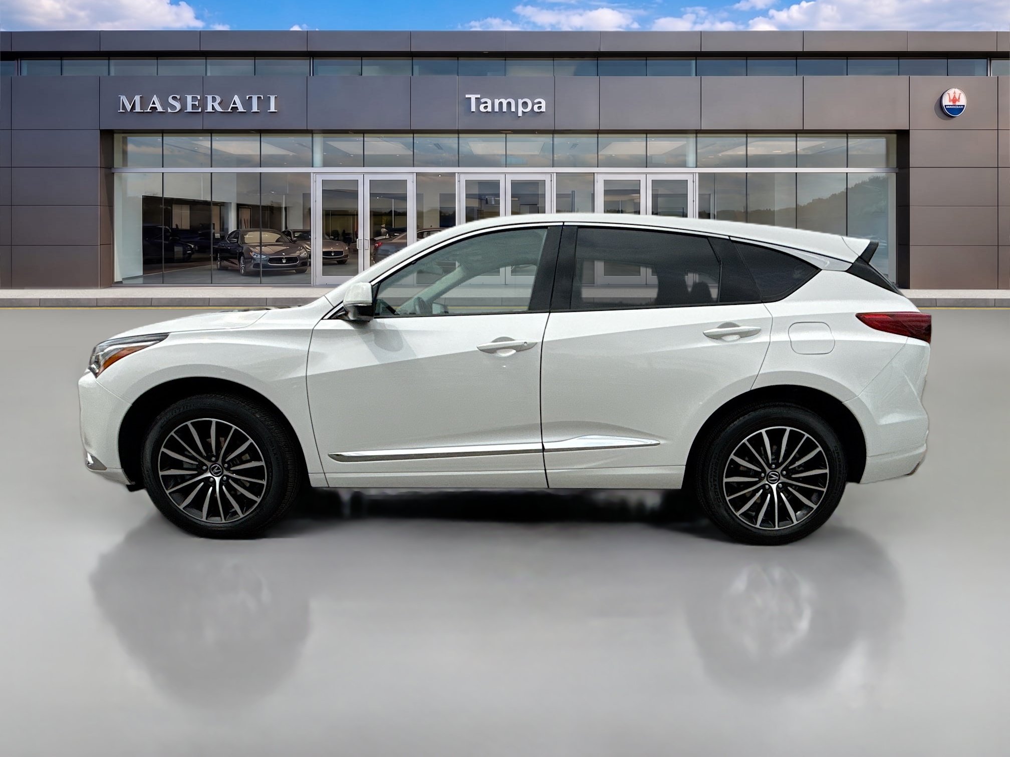 Used 2025 Acura RDX SH-AWD w/ Advance Package image 6