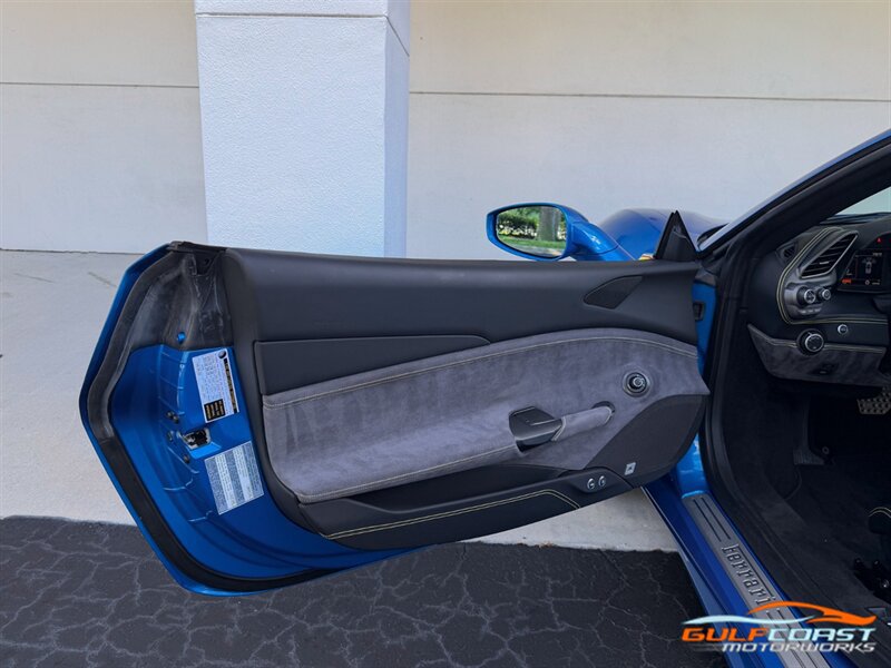 Used 2019 Ferrari 488 Spider RWD image 23