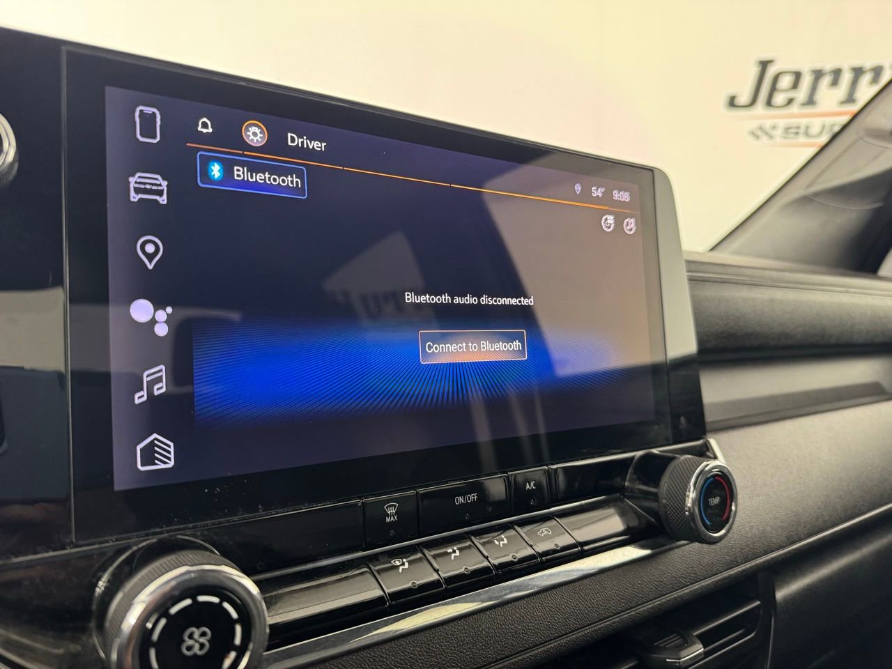 Used 2023 Chevrolet Colorado W/T RWD image 24