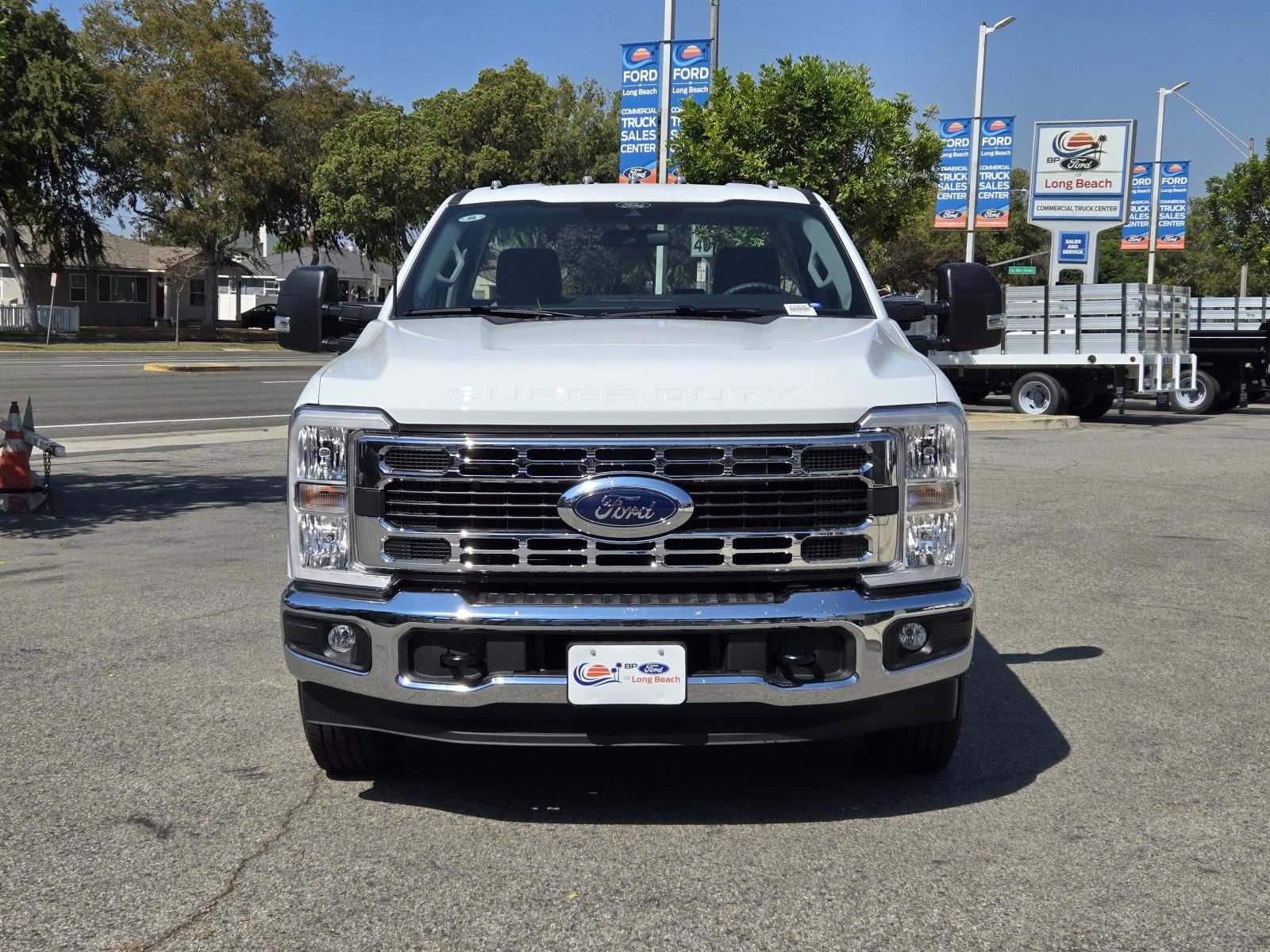 New 2026 Ford F350 XL w/ XL Chrome Package image 3