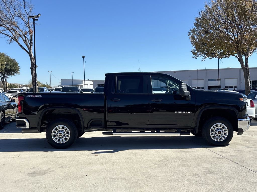 Used 2025 Chevrolet Silverado 2500 LT w/ Convenience Package AWD/4WD image 2