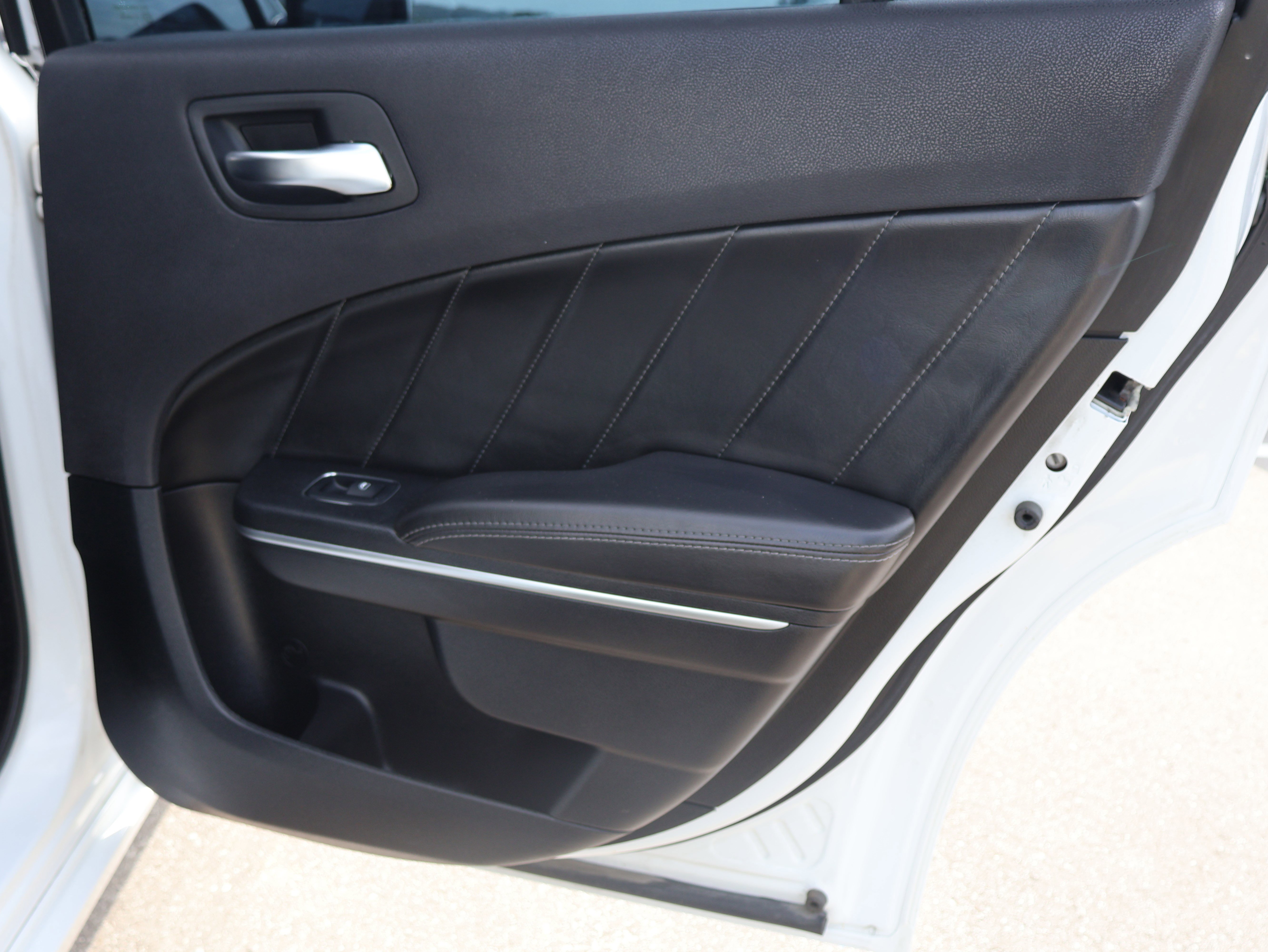 Used 2017 Dodge Charger SXT w/ AWD Plus Group image 14