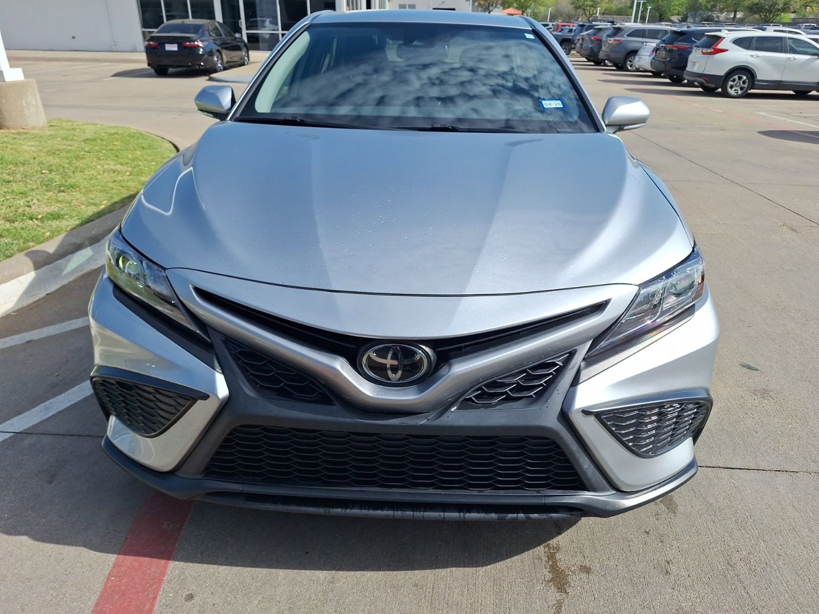 Used 2023 Toyota Camry SE w/ Convenience Package image 9