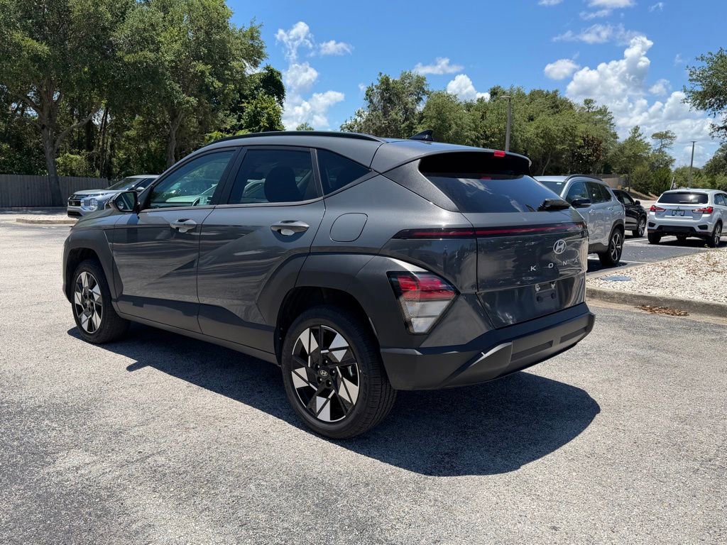 Used 2025 Hyundai Kona SEL AWD/4WD image 4