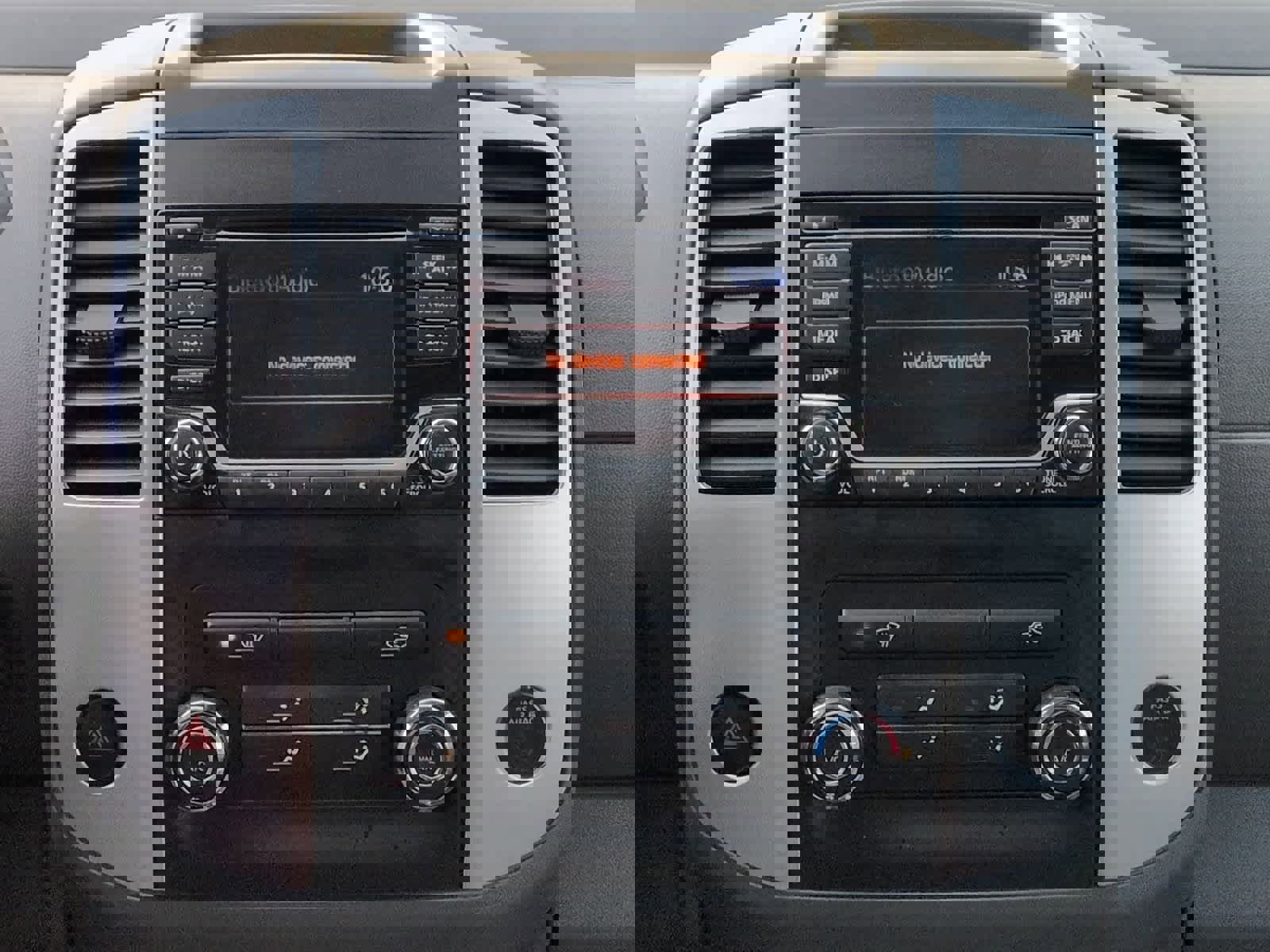 Used 2018 Nissan Frontier SV image 28