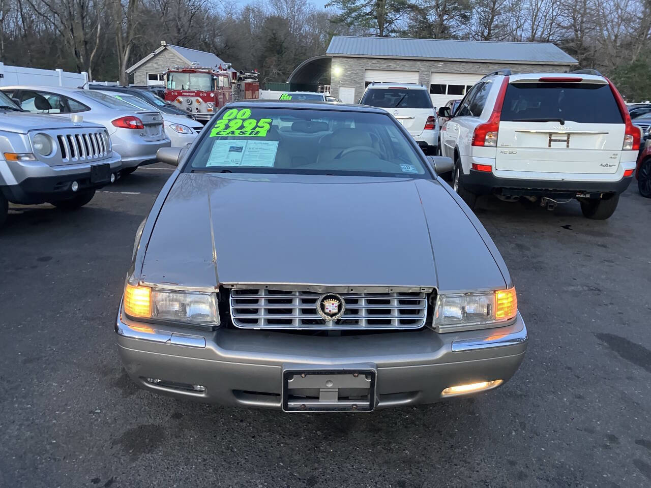 Used 2000 Cadillac Eldorado ESC w/ Comfort/Convenience Pkg FWD image 4