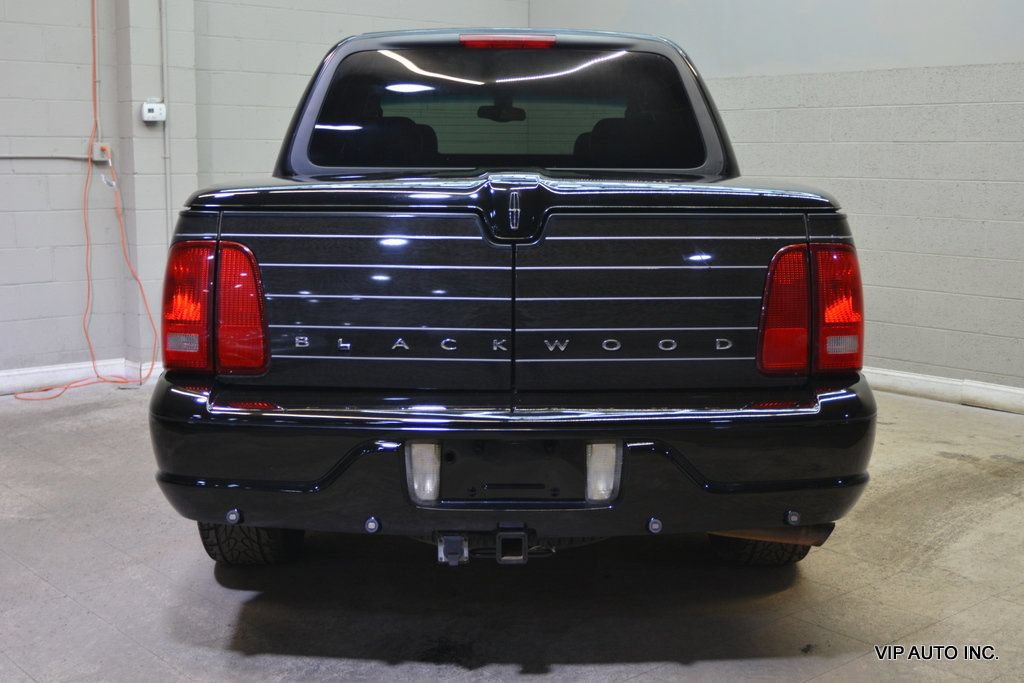 Used 2002 Lincoln Blackwood RWD image 6