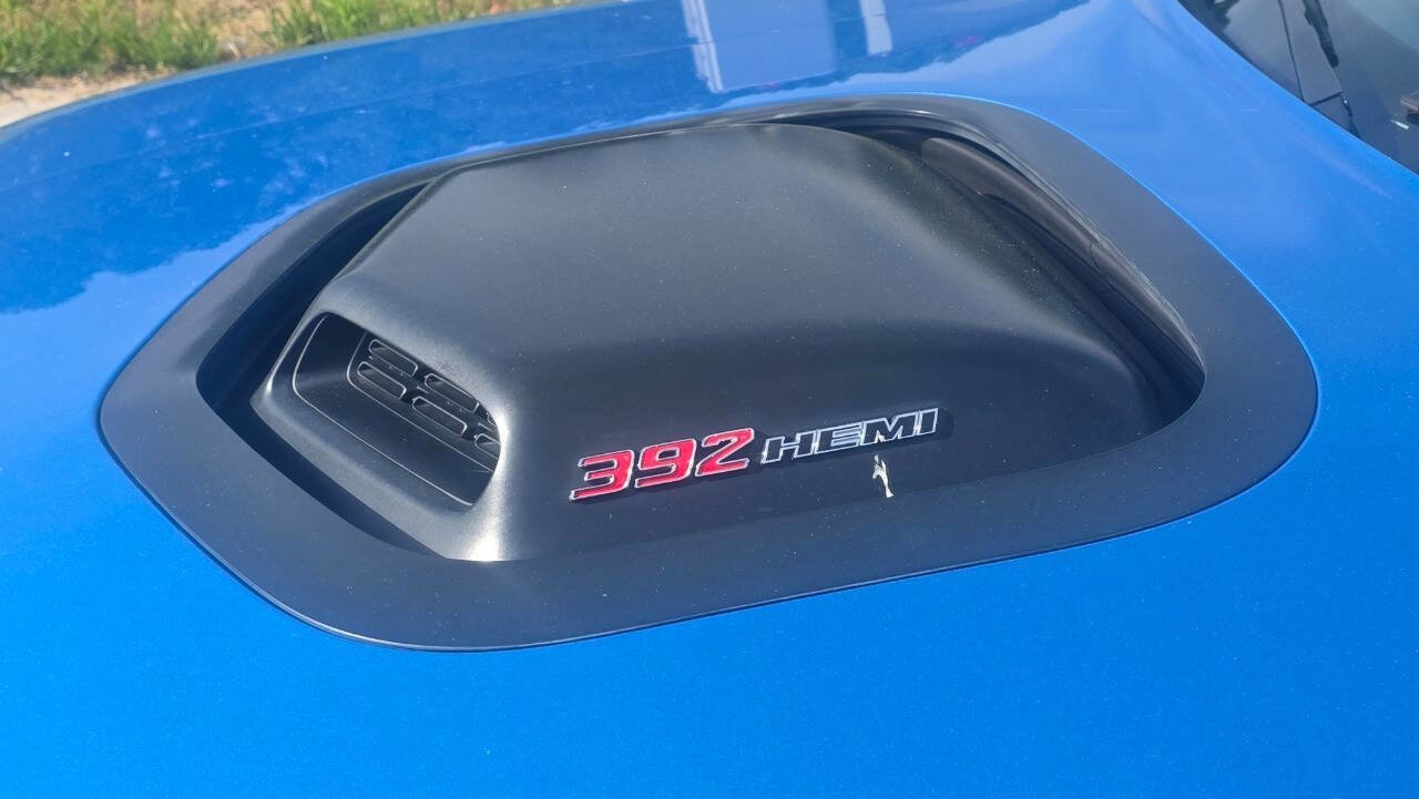 Used 2016 Dodge Challenger R/T Scat Pack RWD image 11