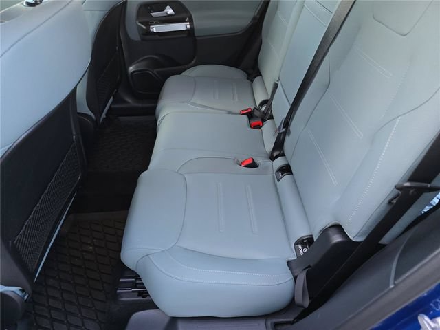 Used 2026 Mercedes-Benz GLB 250 4MATIC image 18