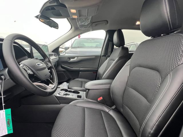 New 2026 Ford Escape SE image 13