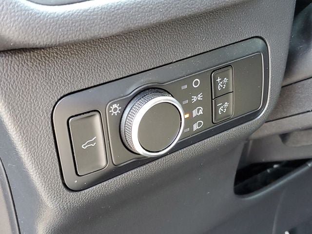 Used 2024 Ford Escape ST-Line w/ Tech Pack #1 AWD/4WD image 8