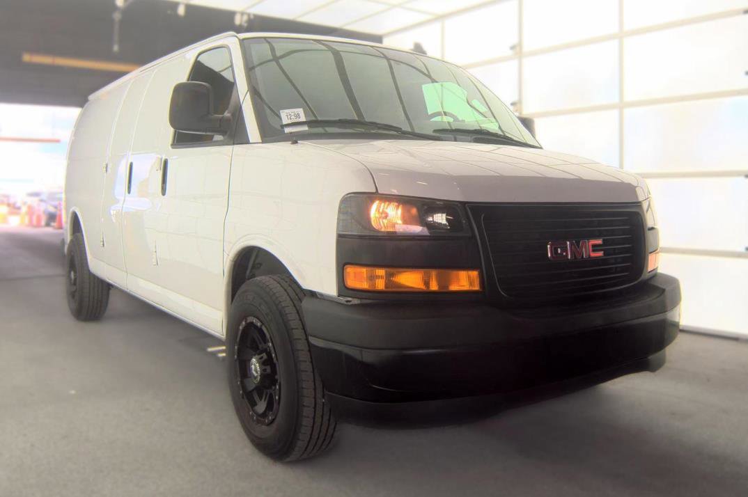 Used 2020 GMC Savana 2500 Extended w/ Enhanced Convenience Package RWD image 13