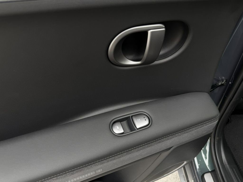 New 2026 Hyundai Ioniq 5 Limited image 19