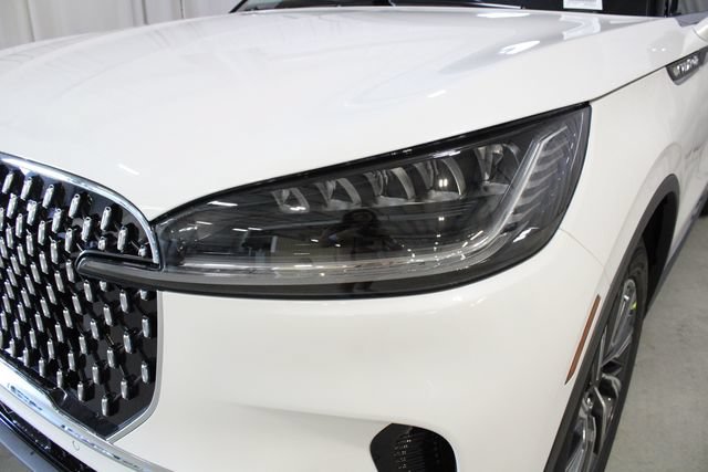 New 2026 Lincoln Aviator AWD image 35