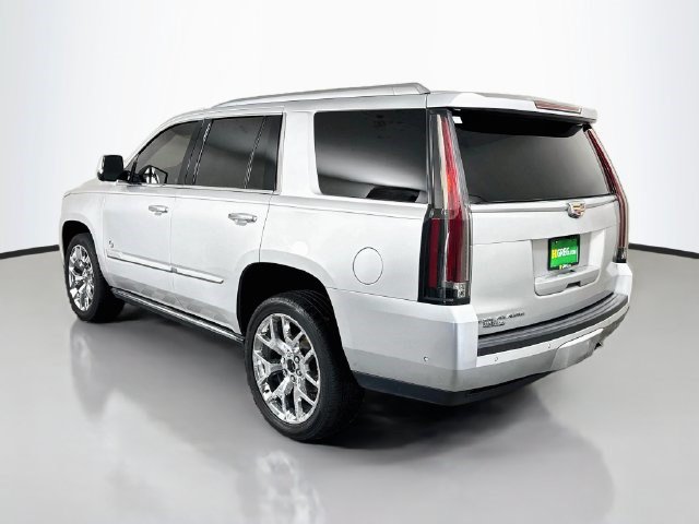 Used 2020 Cadillac Escalade Premium Luxury RWD image 7