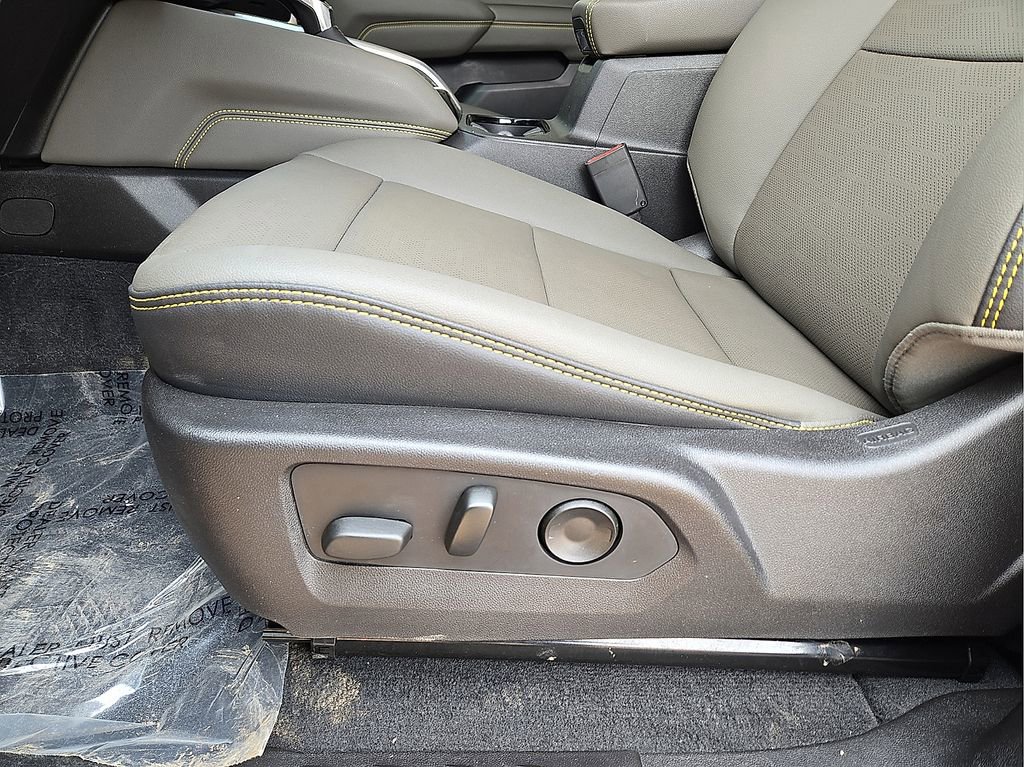 Used 2026 Chevrolet Colorado ZR2 w/ Technology Package image 24