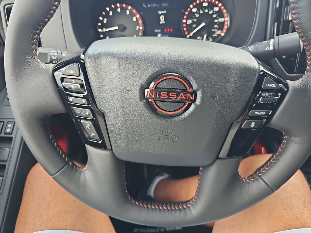 New 2025 Nissan Frontier Pro-X w/ Pro Convenience Package image 9