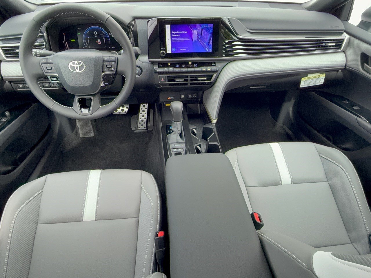 Used 2026 Toyota Camry SE FWD image 17