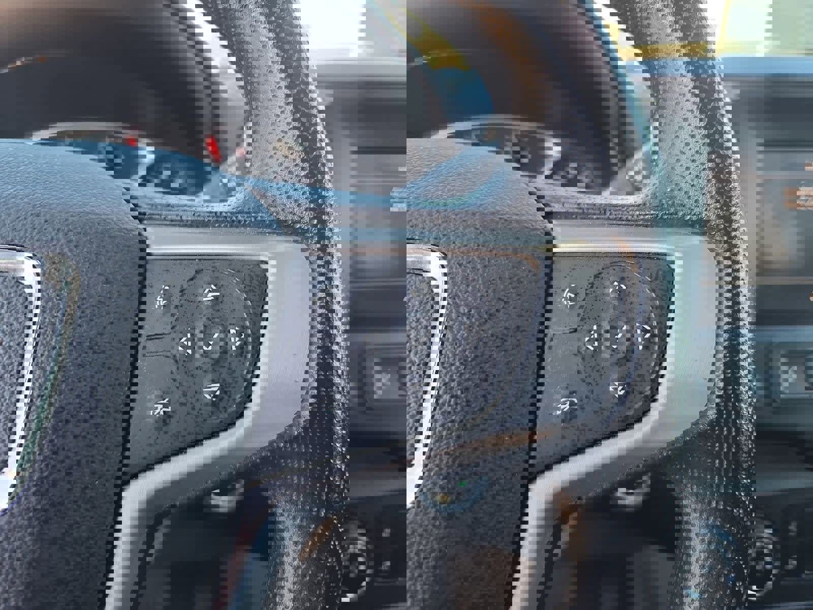 Used 2024 GMC Terrain SLE image 23