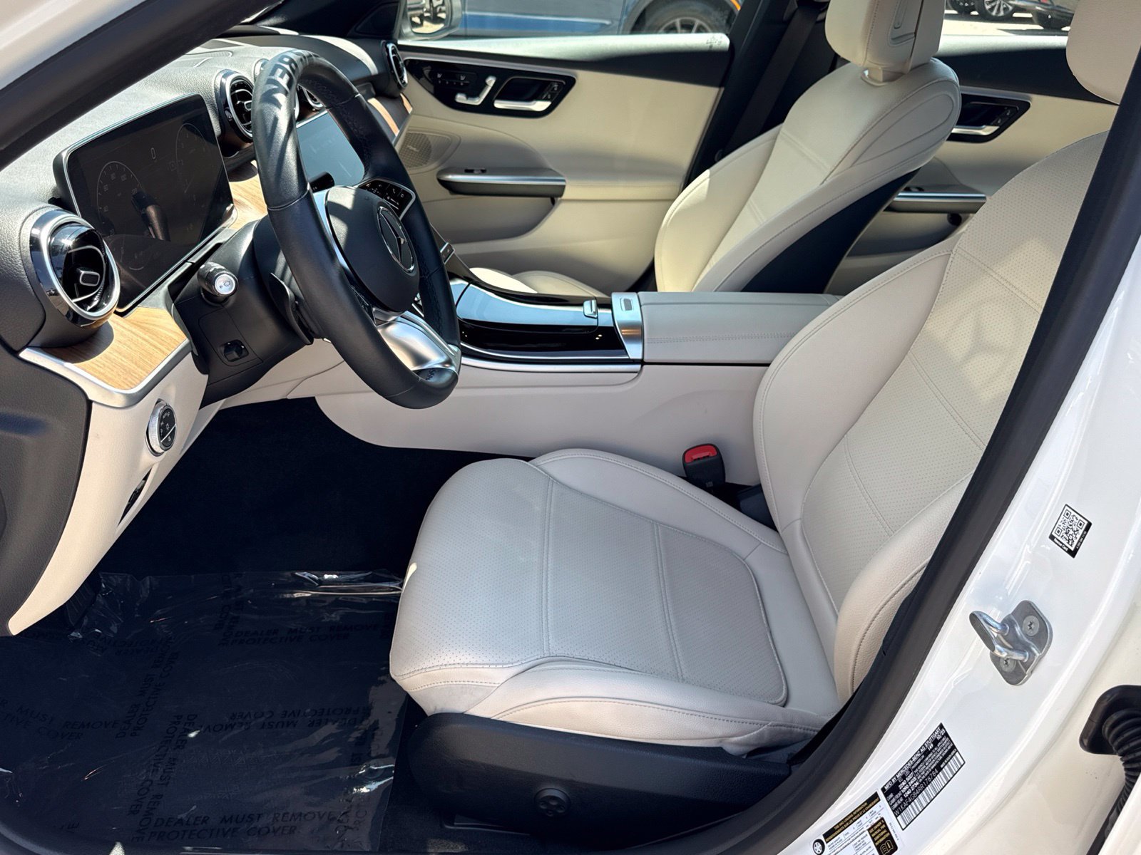 Used 2024 Mercedes-Benz C 300 Sedan image 26
