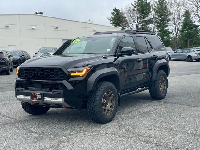 Used 2025 Toyota 4Runner Trailhunter AWD/4WD image 2