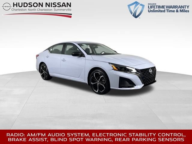 New 2025 Nissan Altima 2.5 SR