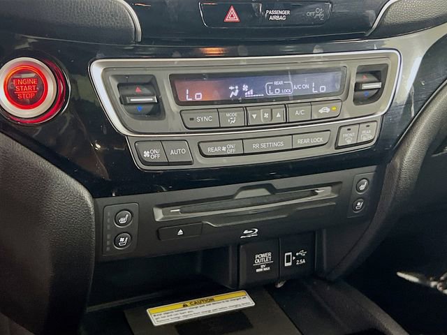 Used 2019 Honda Pilot Elite image 16