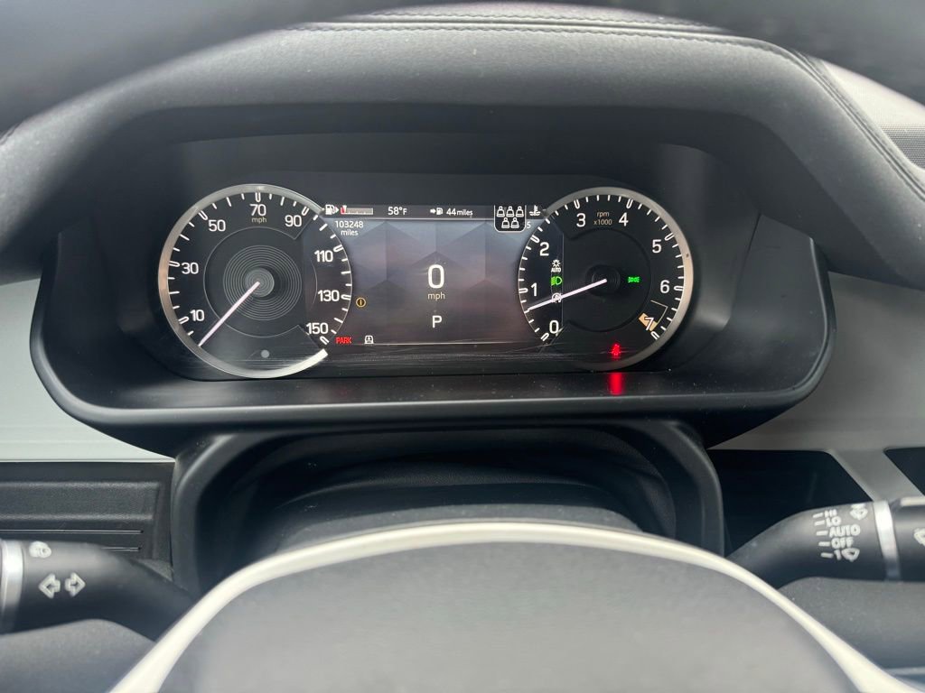 Used 2023 Land Rover Defender 110 X-Dynamic SE image 21