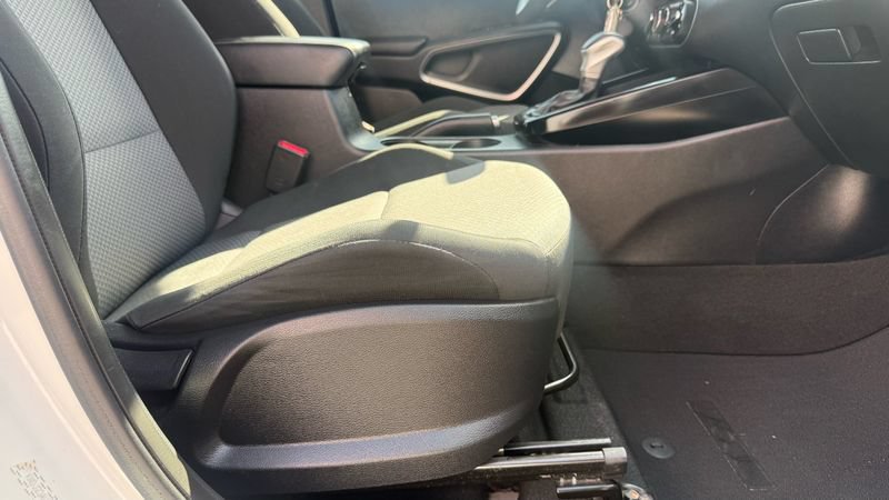 Used 2023 Kia Soul LX w/ LX Technology Package FWD image 47