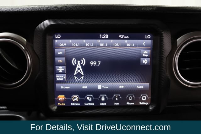 Used 2020 Jeep Wrangler Unlimited Sahara w/ Uconnect 4C Nav & Sound Group AWD/4WD image 21