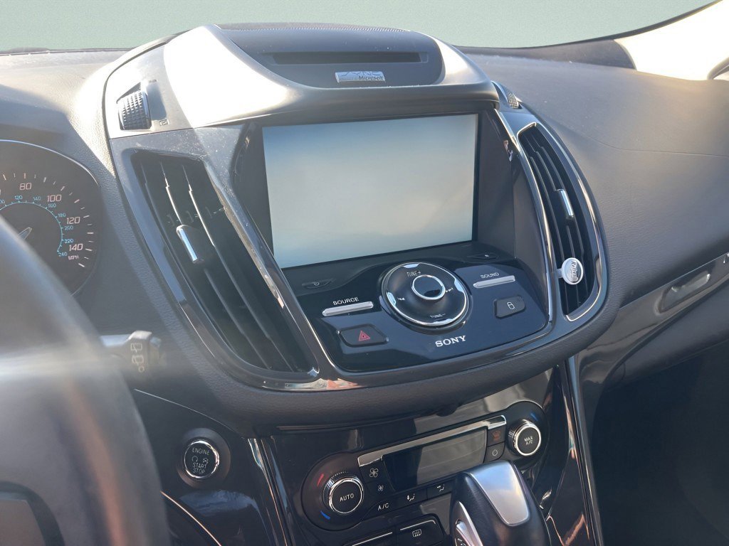 Used 2014 Ford Escape Titanium FWD image 26