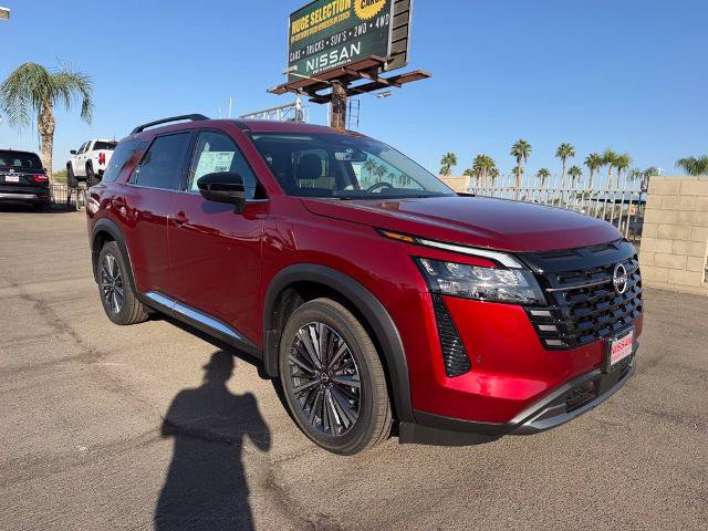 New 2026 Nissan Pathfinder Platinum w/ Cargo Package FWD 360° Tour