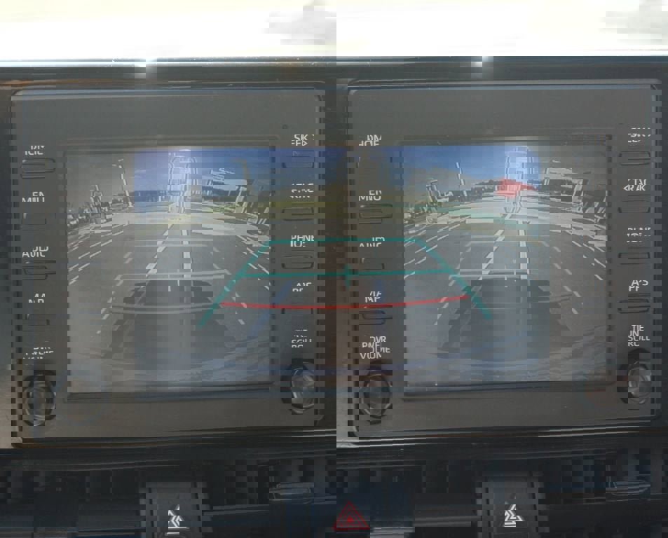 Used 2019 Toyota RAV4 XLE image 7