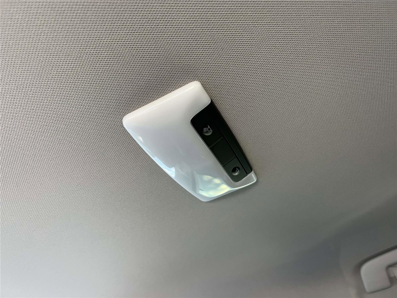 Used 2023 Nissan Rogue SV image 17