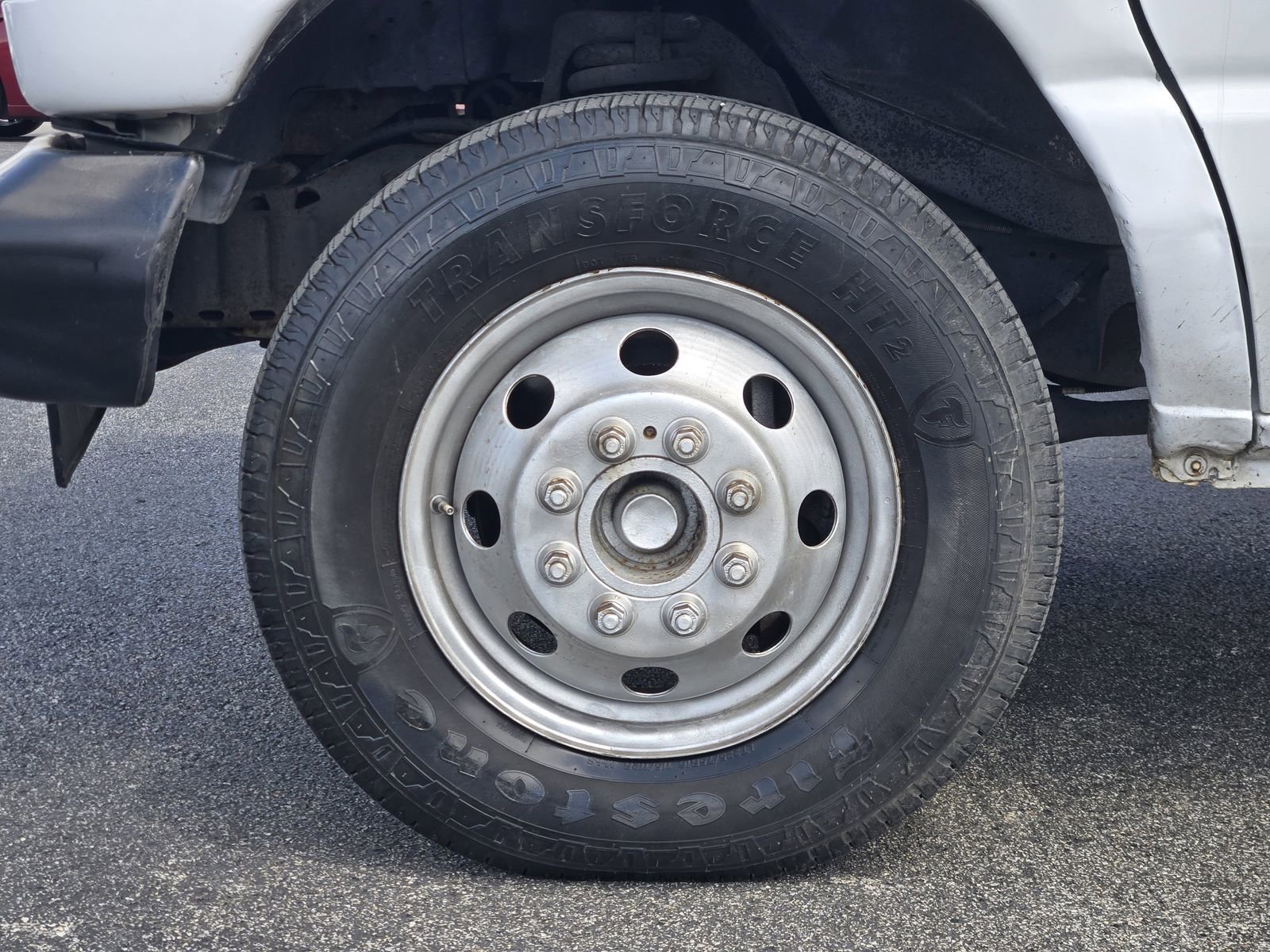 Used 2003 Ford E-350 and Econoline 350 Super Duty RWD image 11